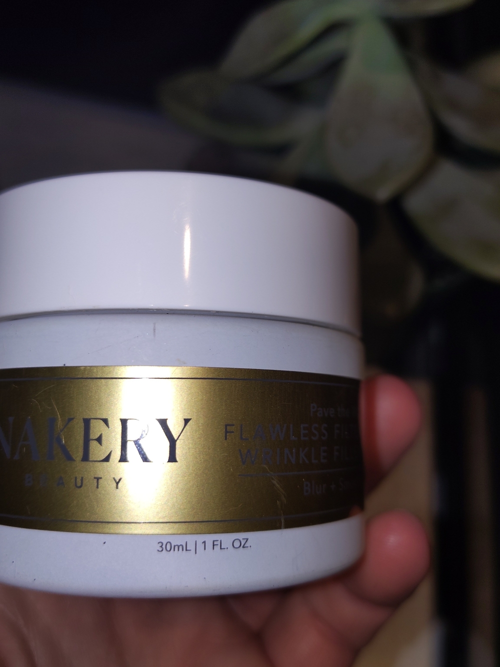 Flawless Filter Wrinkle Fix - White & Gold Jar